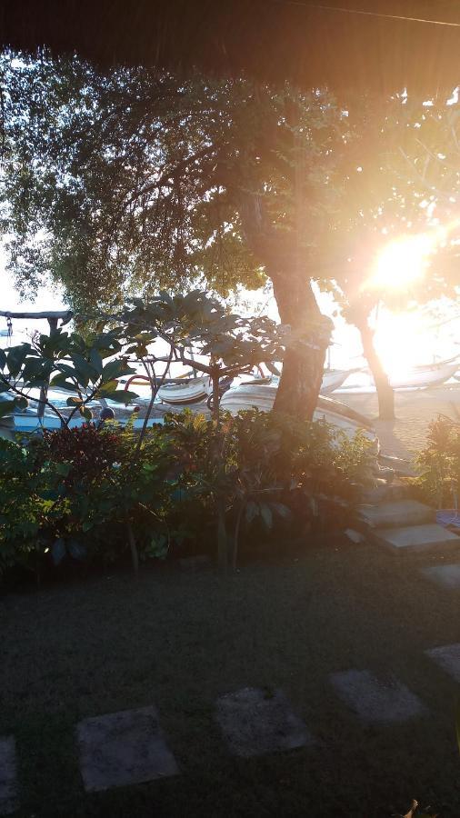 Jemeluk Beach Bungalows 艾湄湾 外观 照片